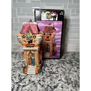 1996 Cute-n-Creepy Craft Creations Witch-Mart Halloween Lighted Porcelain House